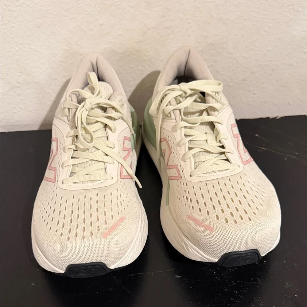 New Balance Women's Beige and Pink Sneakers